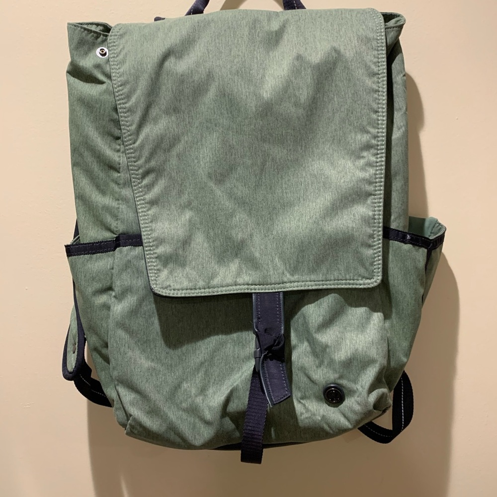 Lululemon backpack